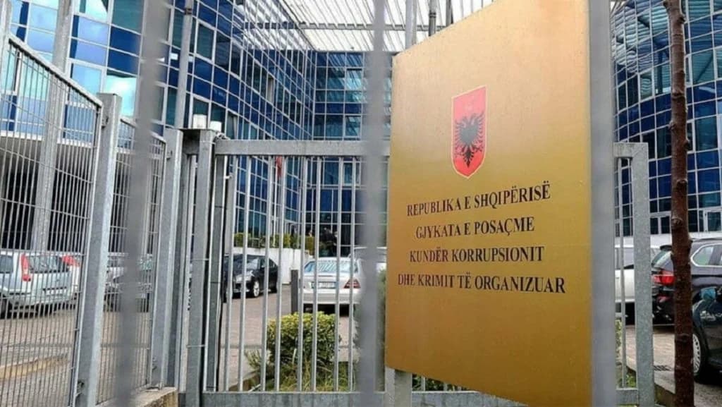 Trafikim ndërkombëtar kokaine, GJKKO lë në burg tre nga anëtarët, kush është ‘koka’ e grupit