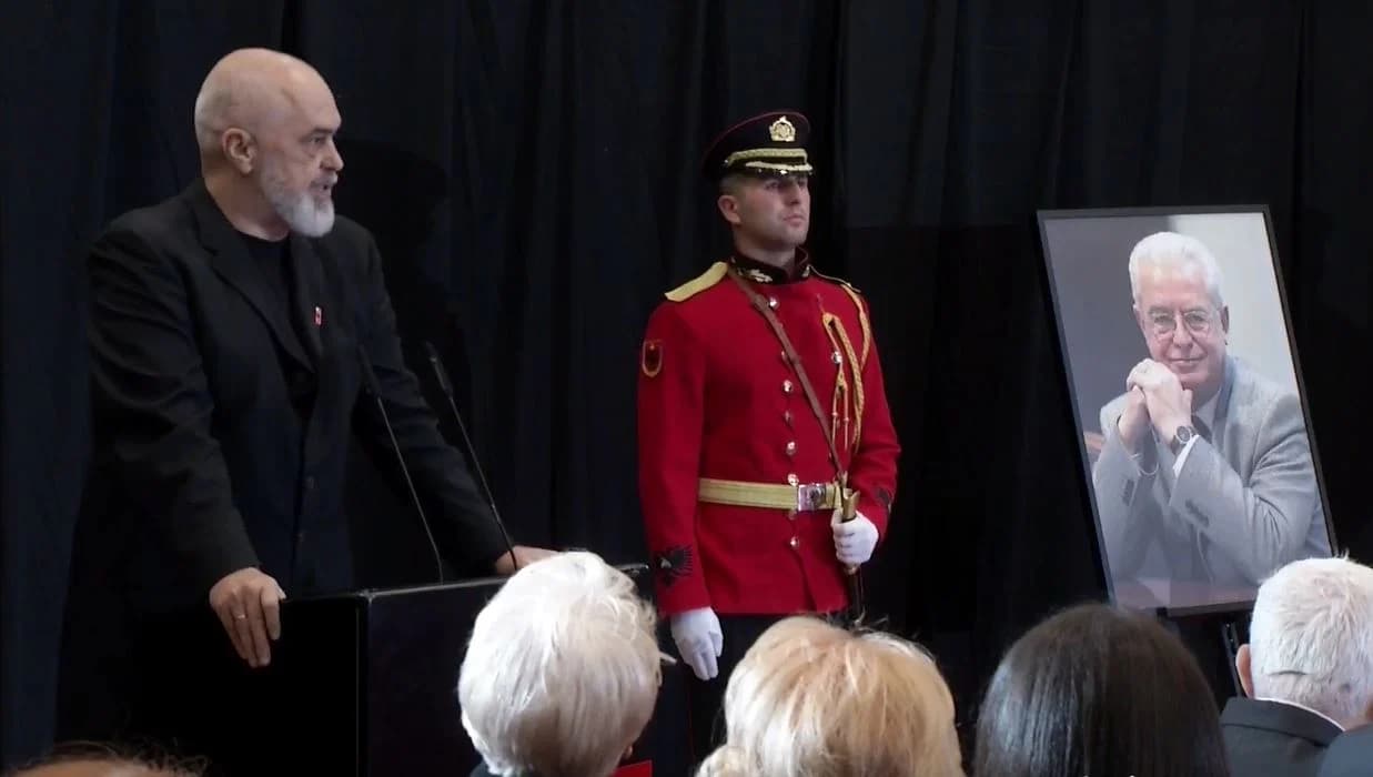 Ceremonia e lamtumirës për Servet Pëllumbin, Rama: Profesori përfaqësonte gjithçka që unë nuk simpatizoja, por më dha mësimin më të çmuar