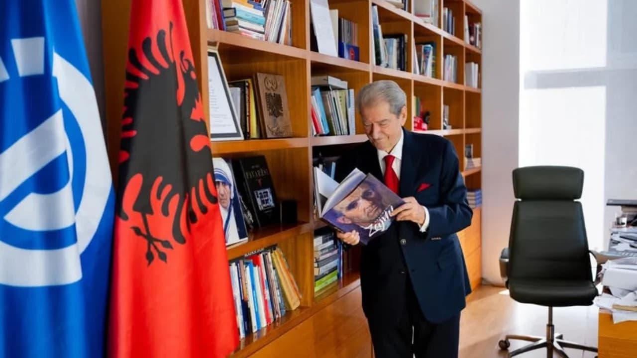 “Votat e rreth 40 mijë demokratëve ishin triumf”, Berisha pas rizgjedhjes si kryetar i PD-së: Partia jonë i zgjedh drejtuesit bazuar në demokraci