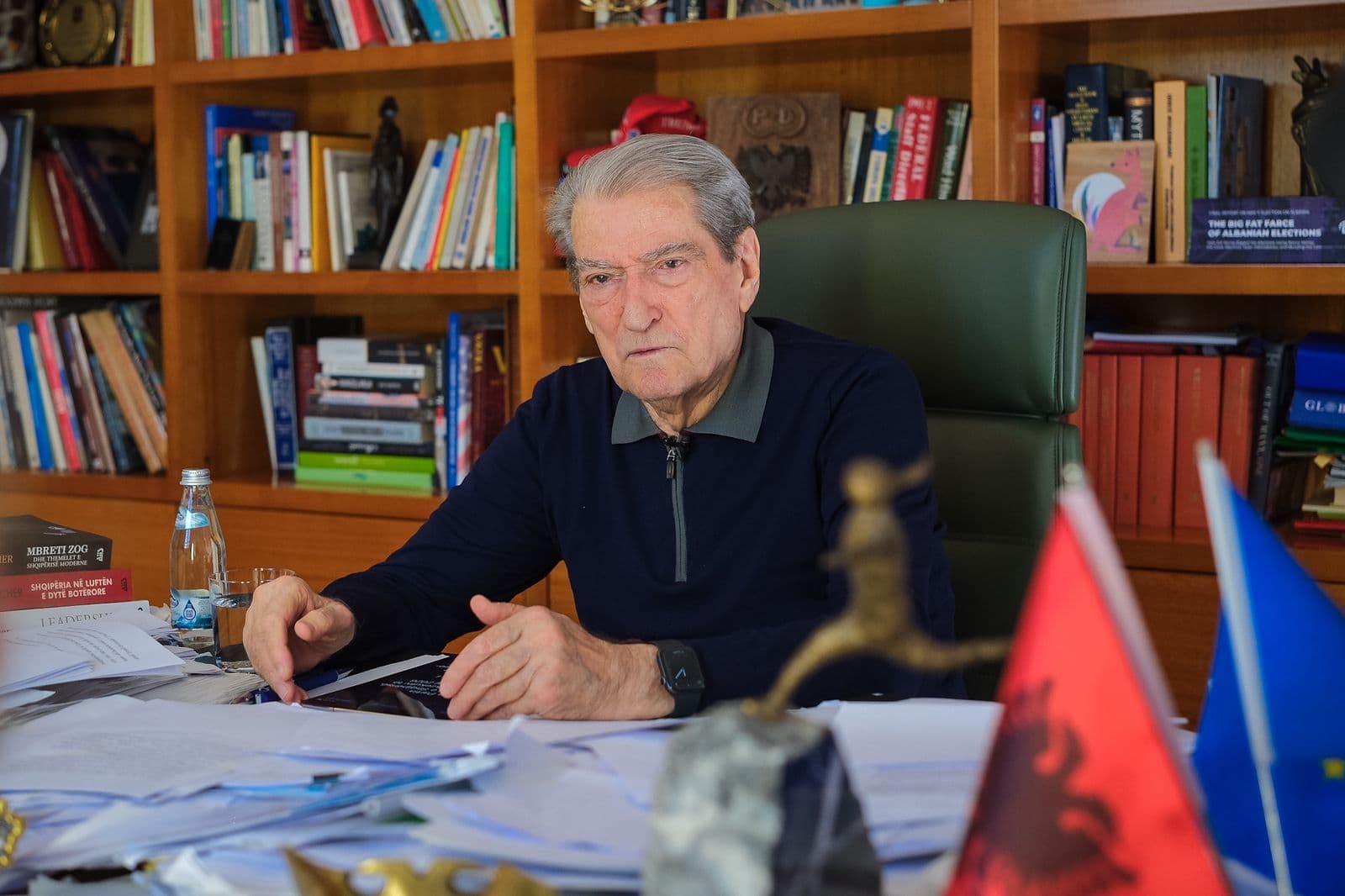 “Salianji e shiti veten në burg”, Berisha i vetëm në garë pas përjashtimit të kandidaturave të tjera, kreu i PD: Tradhtarët e partisë s’mund të marrin pjesë
