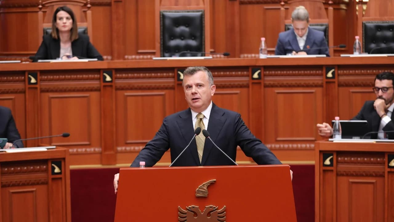 “Ju kur ankoheni se vidhni votat brenda partisë tuaj…”/ Balla për zgjedhjet në PD: Një grua si Meremja e shkretë, e përjashtuat edhe atë