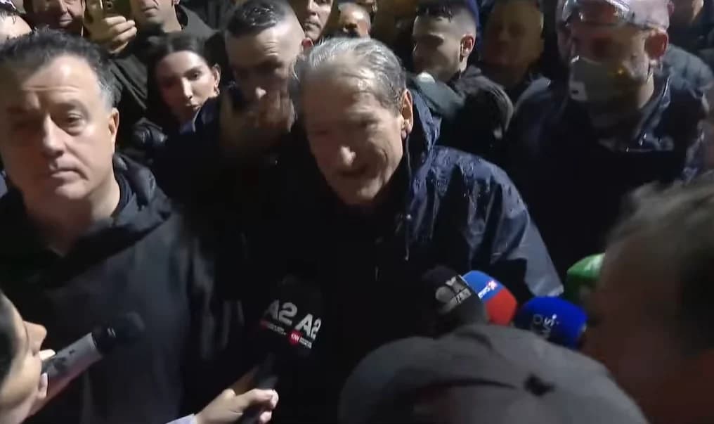 Tubimi i PD-së, reagon Berisha: Ishim në marshim paqësor, policia na bllokoi rrugën, do marrin përgjigjen e merituar
