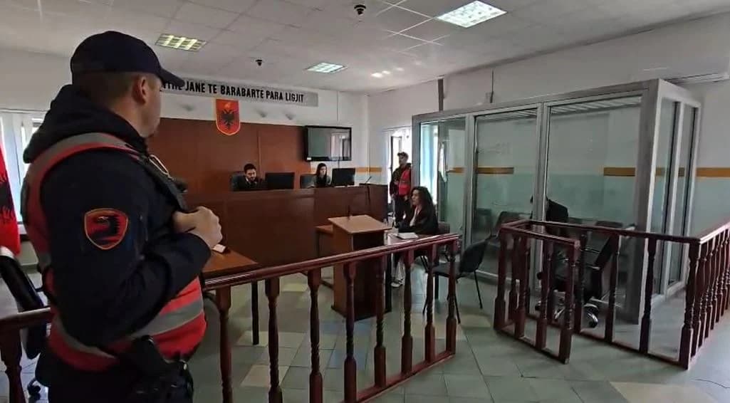 “Makina përfundoi në trotuar”/ Zbardhet dëshmia e shoferit që në gjendje të dehur përplasi për vdekje fëmijët në Durrës: Qëndrova te dyqani derisa…