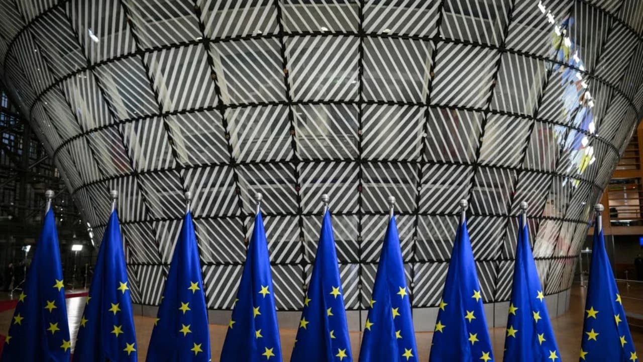 “Kompensonin për një dekadë të humbur të reformës së zgjerimit”, Politico: BE-ja planifikon t’u ofrojë vendeve kandidate përfitime ekonomike para anëtarësimit