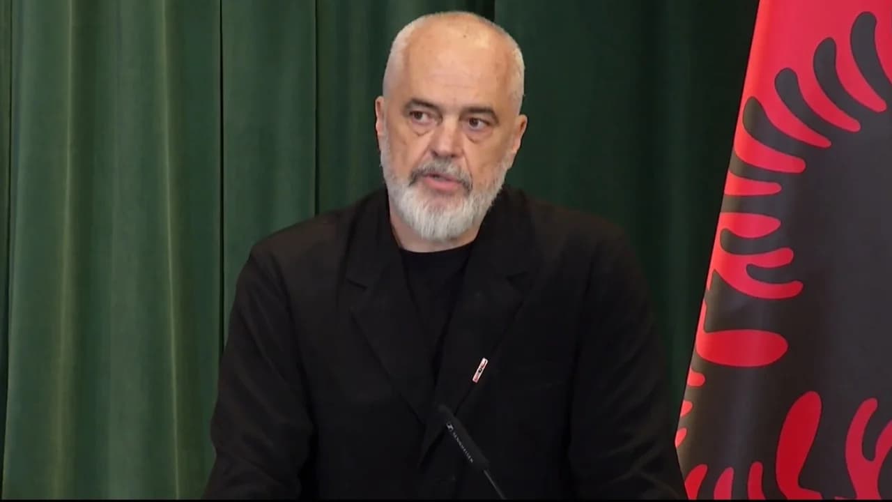 “Merruni me mua sa të doni”, Rama i përgjigjet komentuesve në rrjete sociale: Boll e ndotët tërë mexhelisin shqipfolës