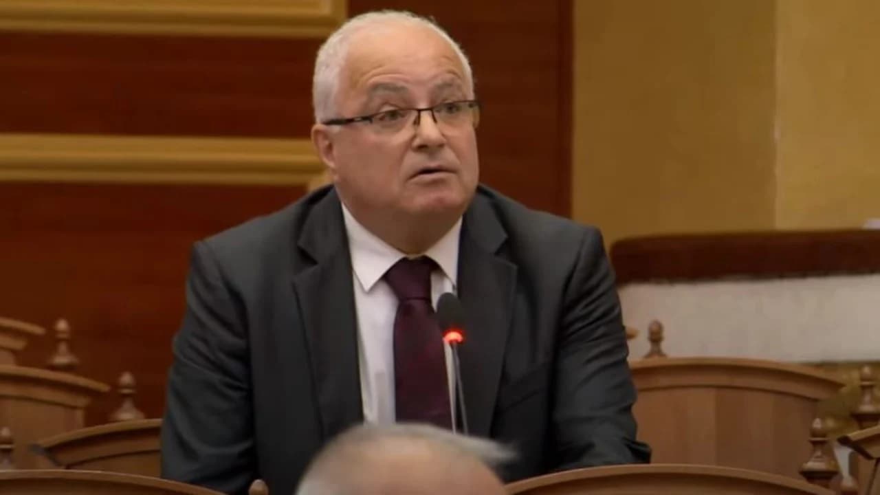 “Jam kundër protestës, drejtohet nga karrigethyer”, ish-deputeti i PD, Edmond Spaho: Rama duhet të qëndrojë, i domosdoshëm për integrimin në BE