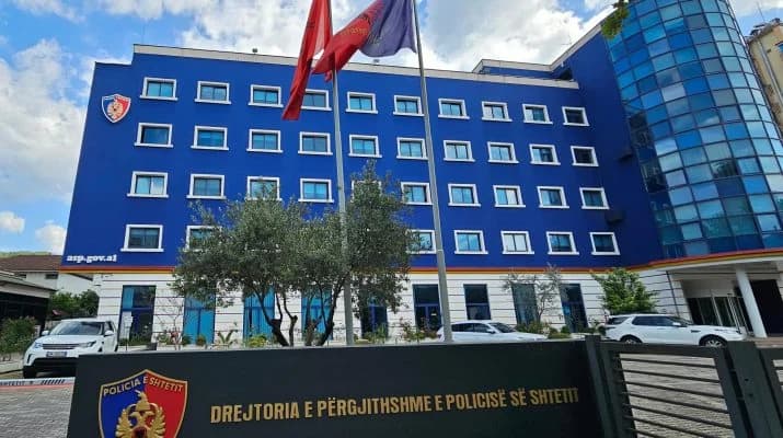 Dyshohen se kanë lidhje me persona të botës së krimit, 10 oficerëve të policisë iu hiqet certifikata e sigurisë