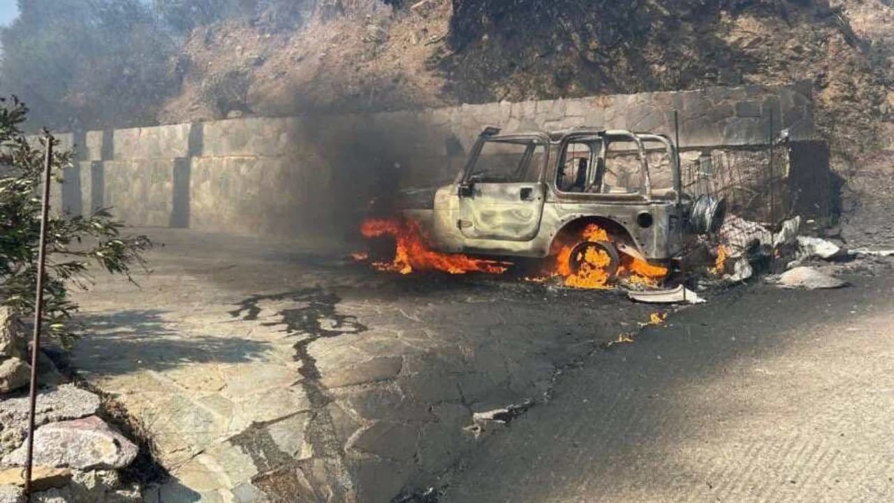 Tragjike në Greqi/ Flakët u marrin jetën tre zjarrfikësve, njëri prej tyre ndërroi jetë nga ataku kardiak si pasojë e lodhjes gjatë luftës me zjarret