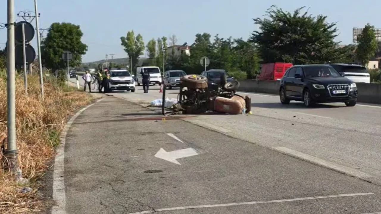 Aksident në aksin Rrogozhinë-Lushnjë, plagoset rëndë drejtuesi i një mjeti bujqësor