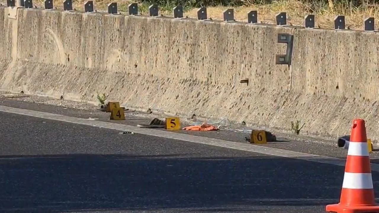 Aksident me vdekje në aksin Lushnjë-Rrogozhinë, 75-vjeçarja humb jetën pasi u përplas nga një automjet