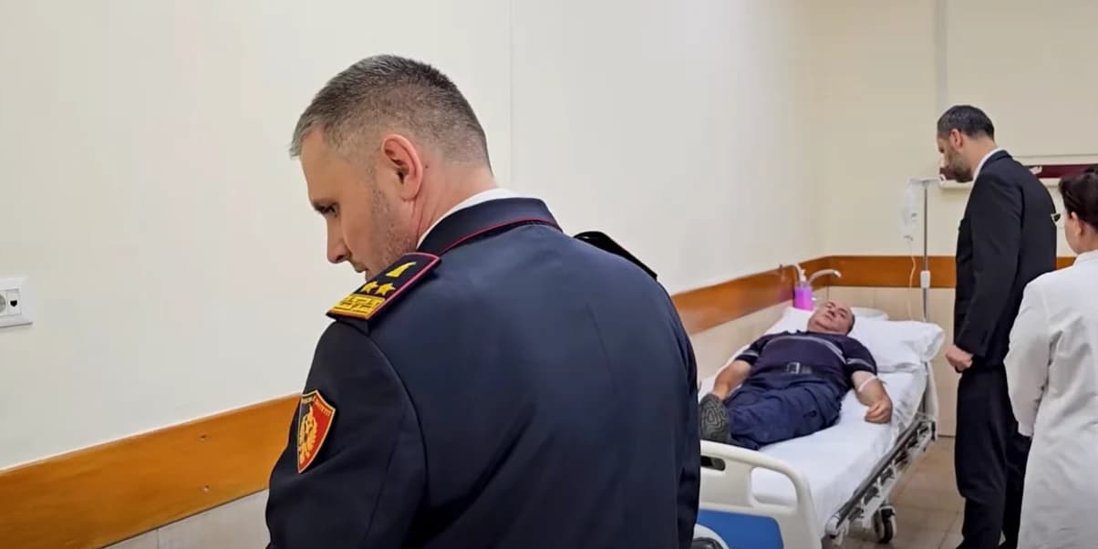 U plagosën gjatë përplasjes me protestuesit, Lamallari takon tre efektivët te Trauma: Akt kriminal, vandalët që hodhën gurë janë identifikuar