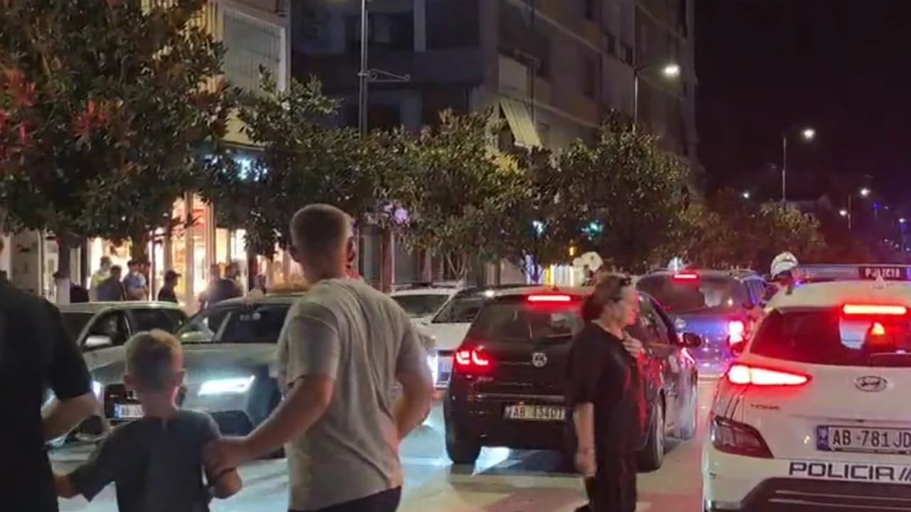 Parandalohet përshkallëzimi i një konflikti në Fier, ndërhyjnë me urgjencë forcat “Shqiponja”, blindohet zona