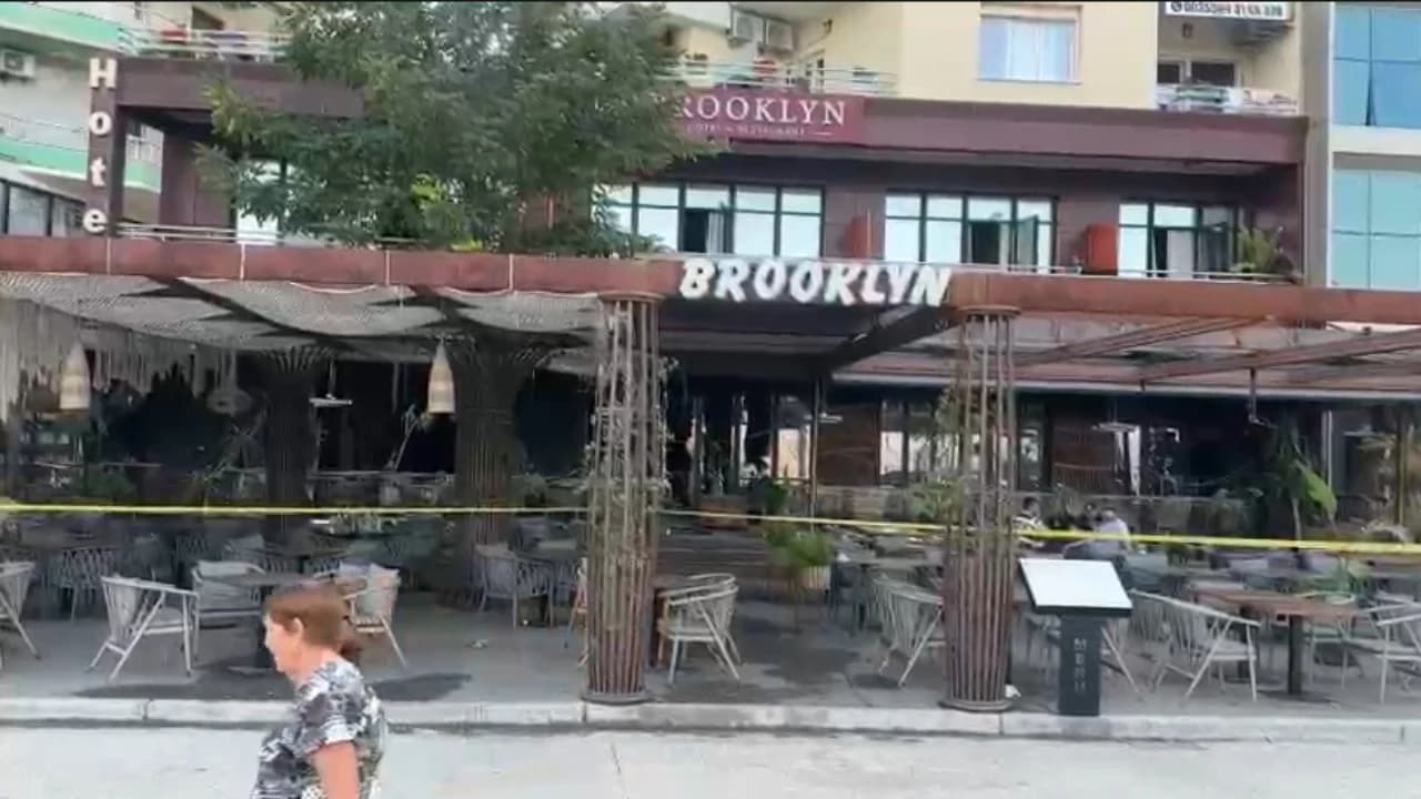 Nga 20 deri në 30 vjeç, mes tyre 4 vajza/ Zbulohen identitetet e 6 të lënduarve nga zjarri në hotelin në Vlorë, dy me djegie të rënda