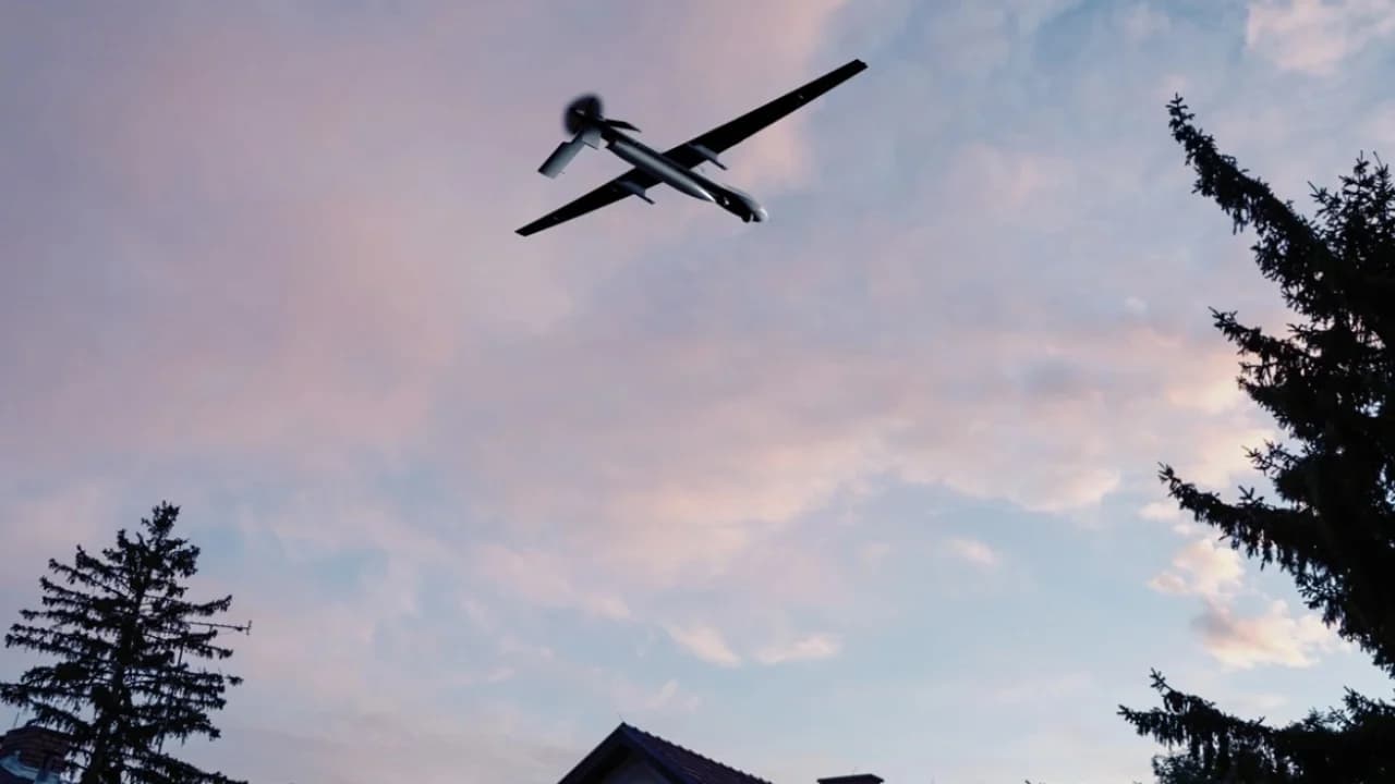 Breshëri dronësh ukrainas në Rusi, Moska: Rrëzuam 456 prej tyre, humbën jetën dy persona
