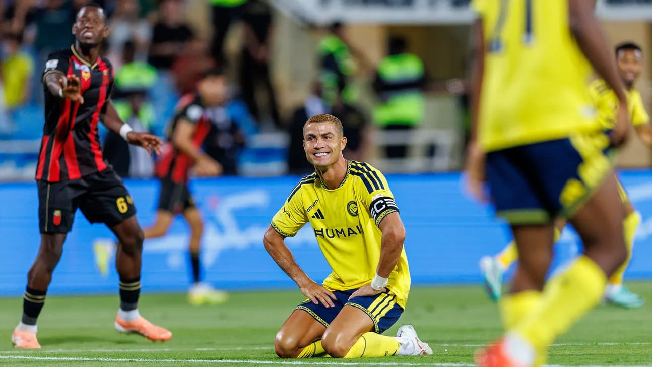 Befasia e madhe në Arabi, Ronaldo lihet në stol në pjesën e dytë. Reagimi i ashpër pas ndeshjes: Nuk mund të bëhesha portier