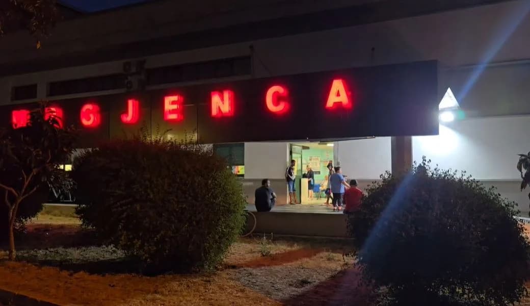 Plagosje në Durrës, i riu goditet dy herë me kaçavidë, i nënshtrohet ndërhyrjes kirurgjikale