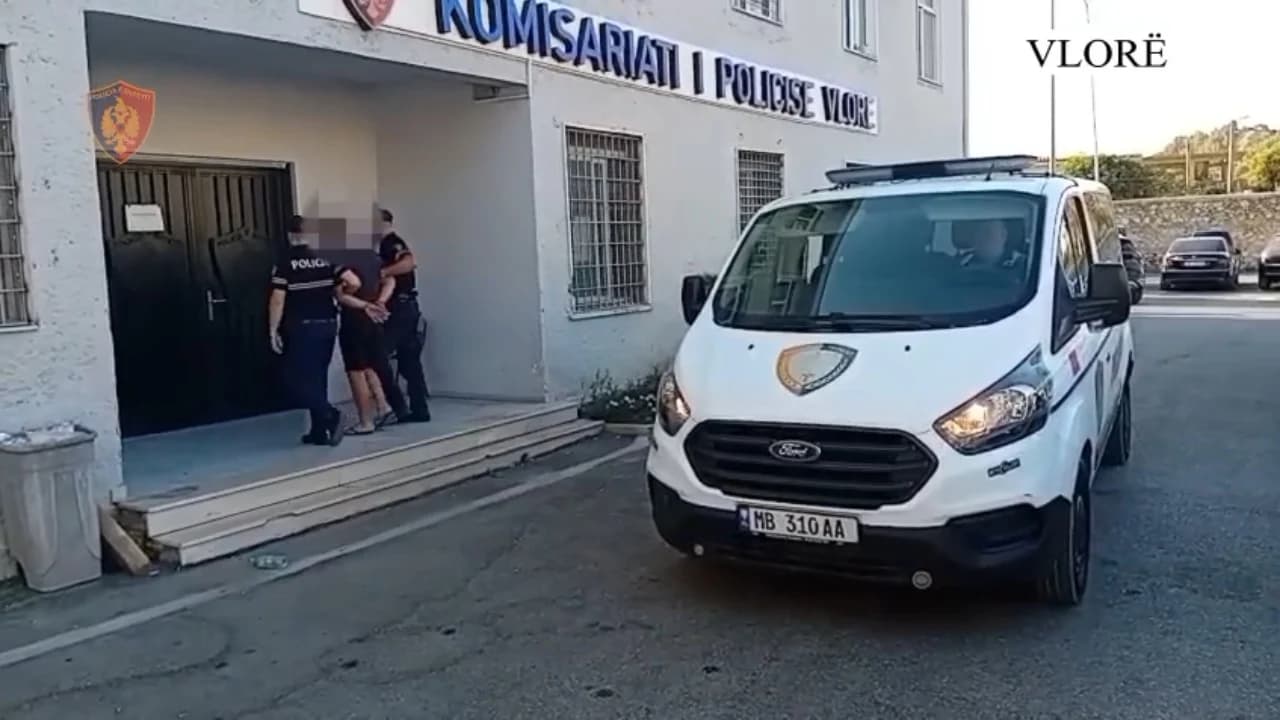 Vëllezërit nxjerrin armët për pronat në Vlorë, policia ndërhyn në kohë dhe parandalon ngjarjen. Arrestohet një prej tyre