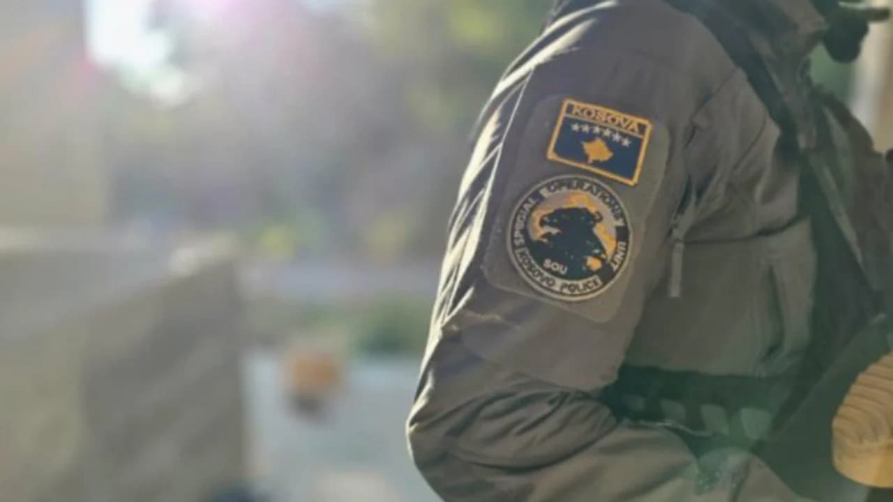 Të dyshuar për krime lufte, 9 të arrestuar në Kosovë. Operacioni i policisë në Zubin Potok lidhet me “grupin e intelektualëve”