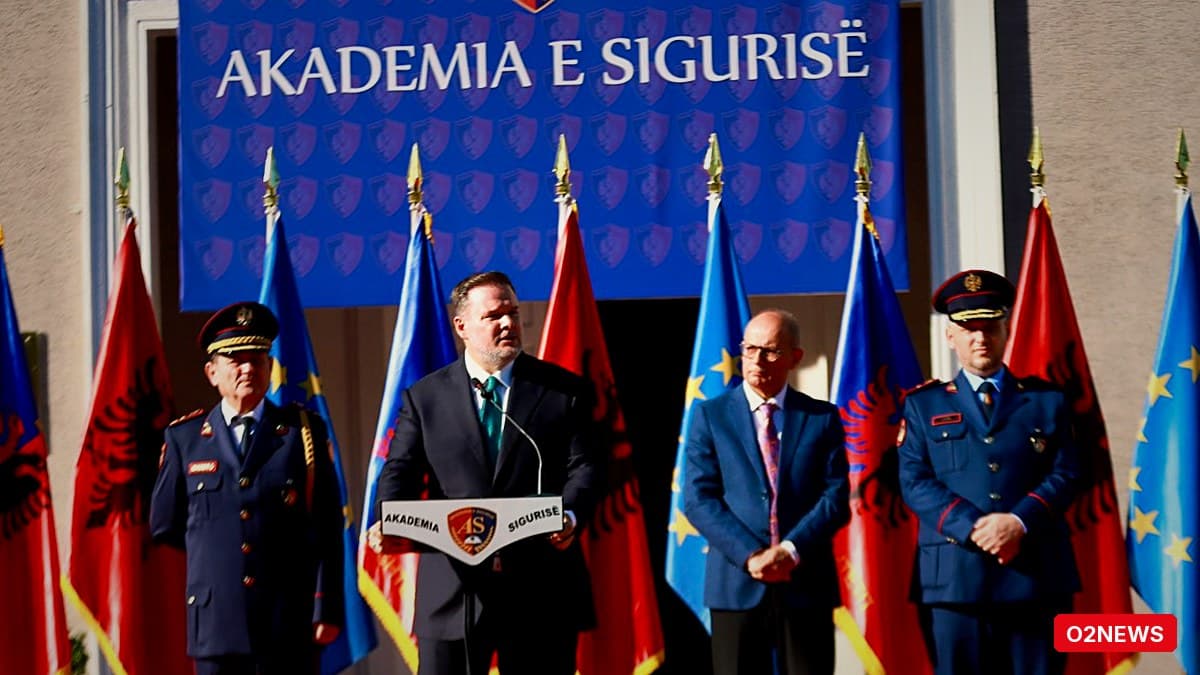 Demo në Akademinë e Sigurisë: Fokus te integriteti dhe paga më të larta për Policinë e Shtetit