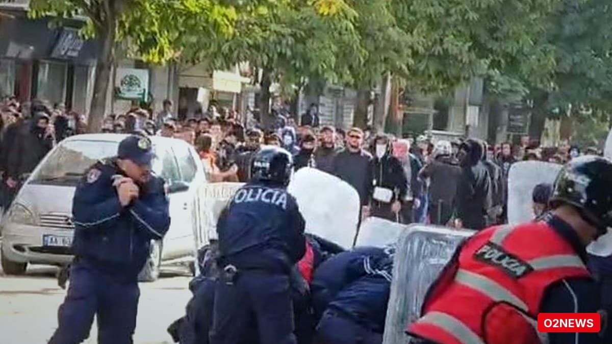 Durrës: Gjykata përcakton masa sigurie për 22 protestues; 4 në arrest shtëpie, 18 me detyrim paraqitjeje