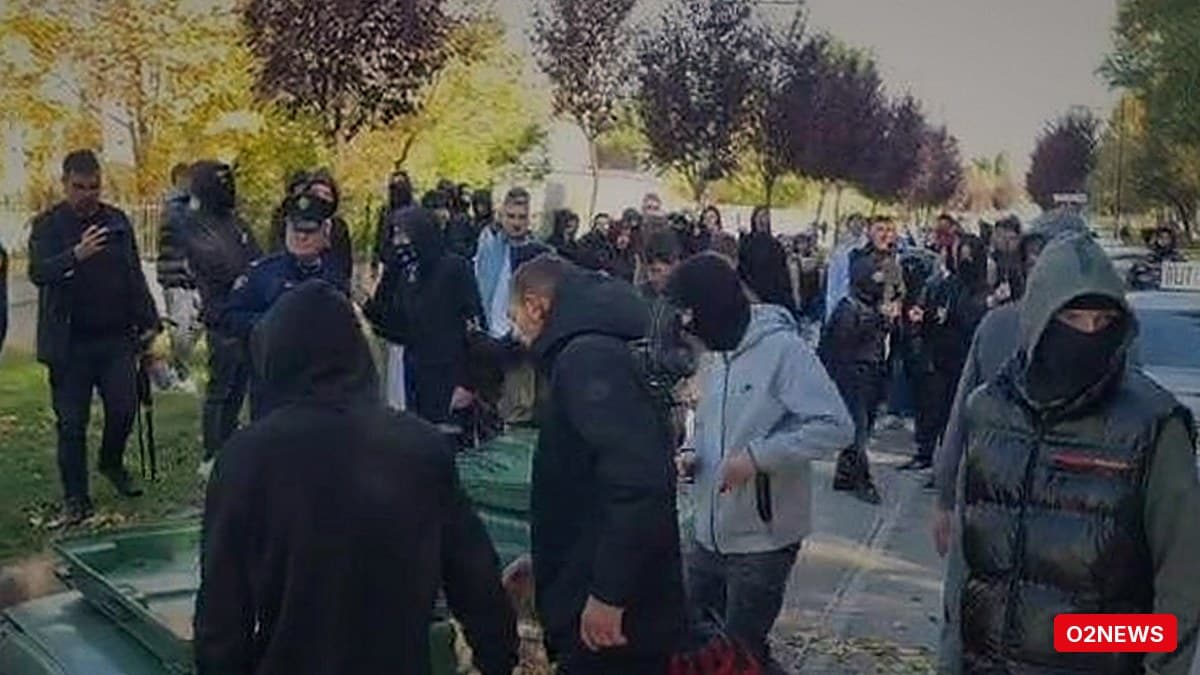 Gjykata e Korçës liron dy të rinjtë e arrestuar pas protestës, hetim me “detyrim paraqitjeje”