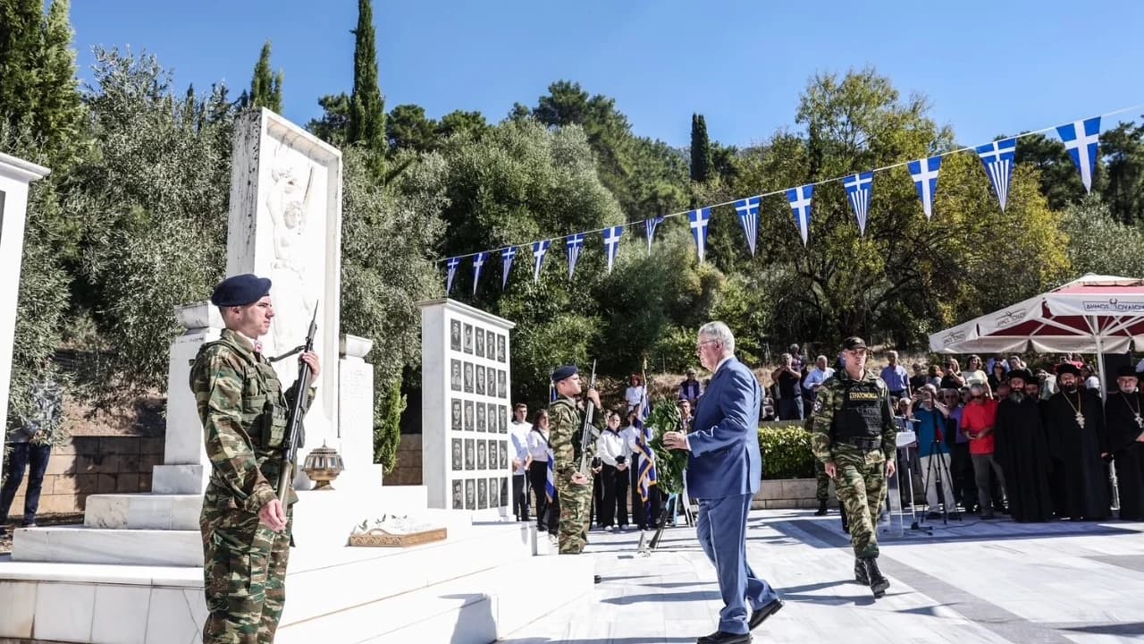 “Bashkëpunuan me pushtuesit për Shqipërinë e madhe”/ Presidenti grek rihap plagët e Çamërisë. Kërkohet reagim nga Tirana zyrtare