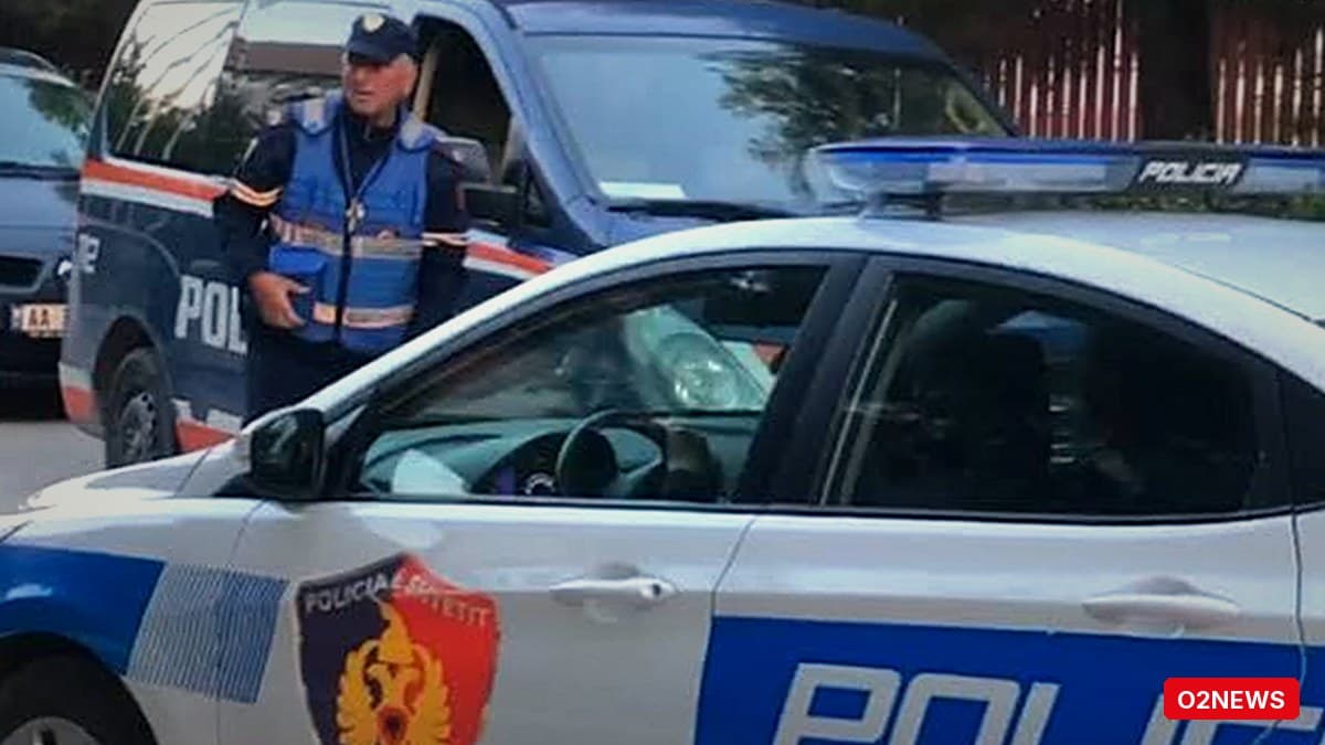 Tepelenë: 44-vjeçari me dënim të mëparshëm për vrasje arrestohet; në banesë i gjejnë armë dhe kokainë