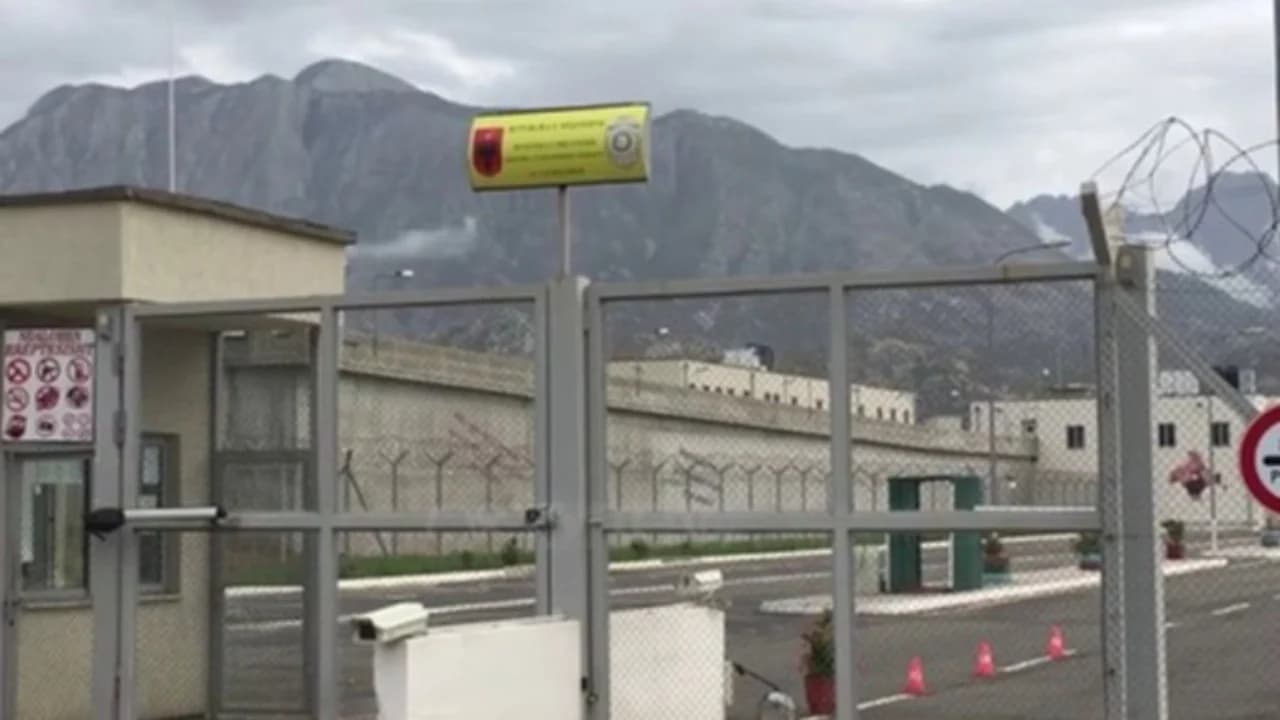 DAP zbarko n në burgun e sigurisë së lartë të Peqinit, nisin kontrollet e befta në qeli