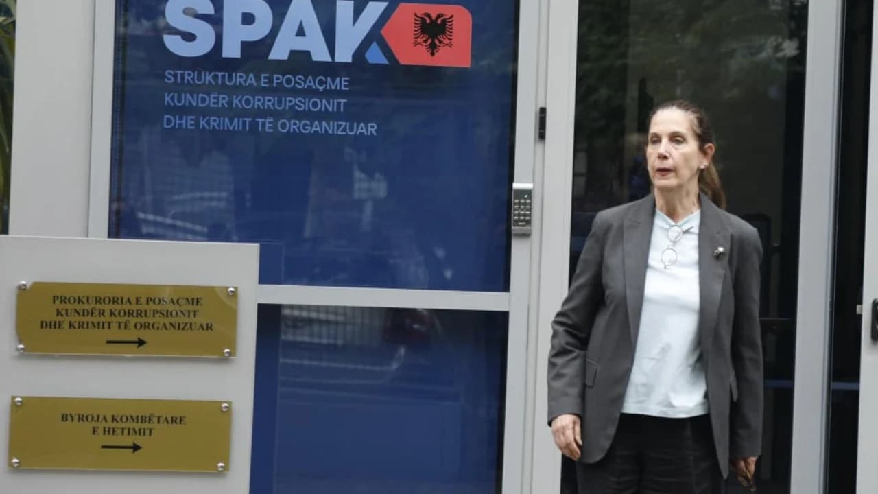 Ministrja e Arsimit, Mirela Kumbaro dëshmon për rreth 4 orë në SPAK: Isha për…