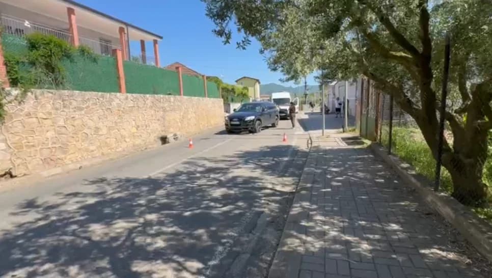 Atentati me dy viktima në Lezhë, reagon policia: 39-vjeçari po udhëtonte sëbashku me bashkëshorten kur u qëlluan