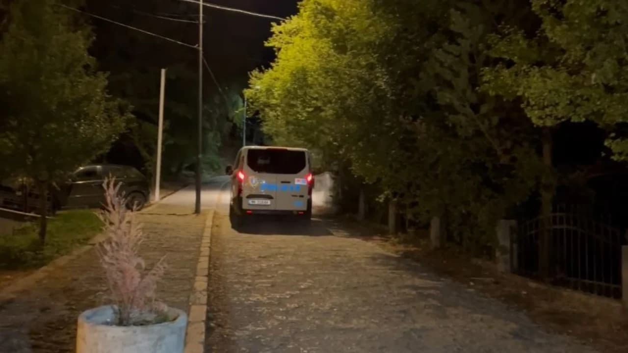 Aksident gjatë një operacioni antidrogë në Korçë, plagosen dy policë. Njëri prej tyre niset drejt Tiranës