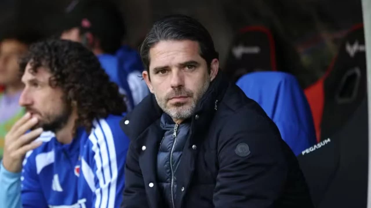 U ndje keq teksa u përgjigjej gazetarëve, ish-futbollisti i Real Madrid pëson arrest kardiak menjëherë pas konferencës