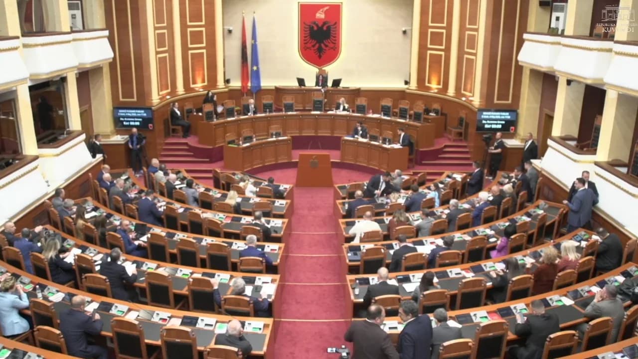 Kuvendi mblidhet sot në seancë plenare/ Në axhendë interpelanca me Ramën dhe Ministrat, projektligje dhe diskutime (Rendi i Ditës)