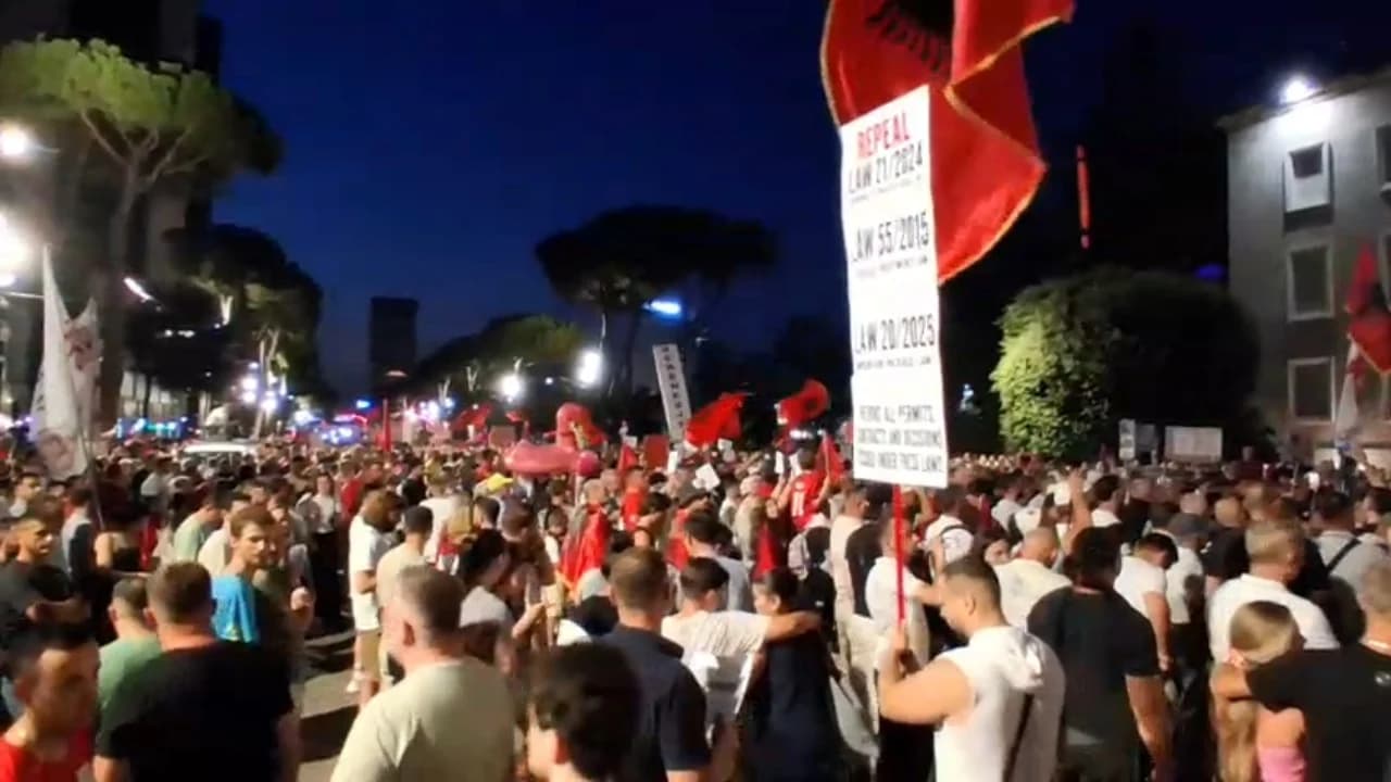 Dita e 28-të e tubimit, nis marshimi në rrugët e kryeqytetit, protestuesi: Do të krijojmë Kuvend Kombëtar, 500 kandidatë potencialë
