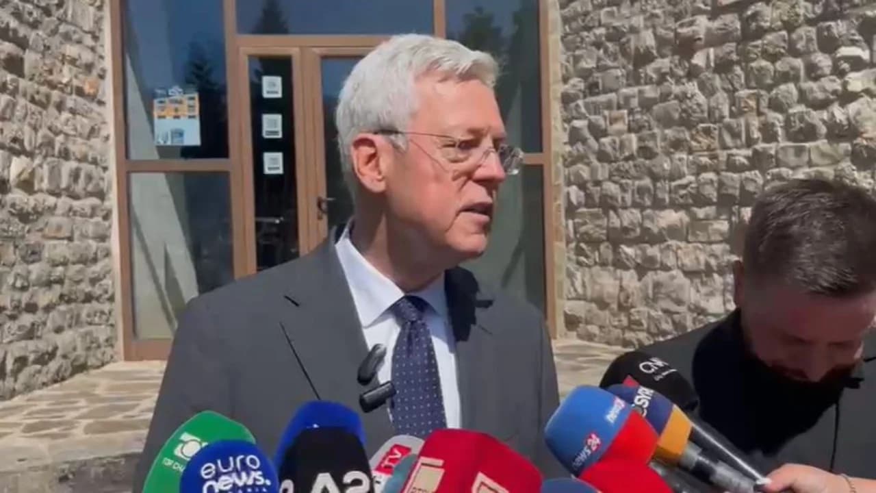 Goditja ndaj policisë dhe sulmi drejt komisariatit, ambasadori gjerman: Protestat e dhunshme nuk janë në përputhje me BE-në