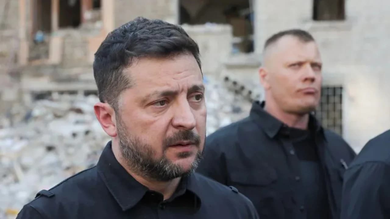 Zelensky shpresë për ndihmë gjatë samitit të NATO-s: Kërkoj sisteme shtesë të mbrojtjes ajrore pas sulmeve intensive ruse