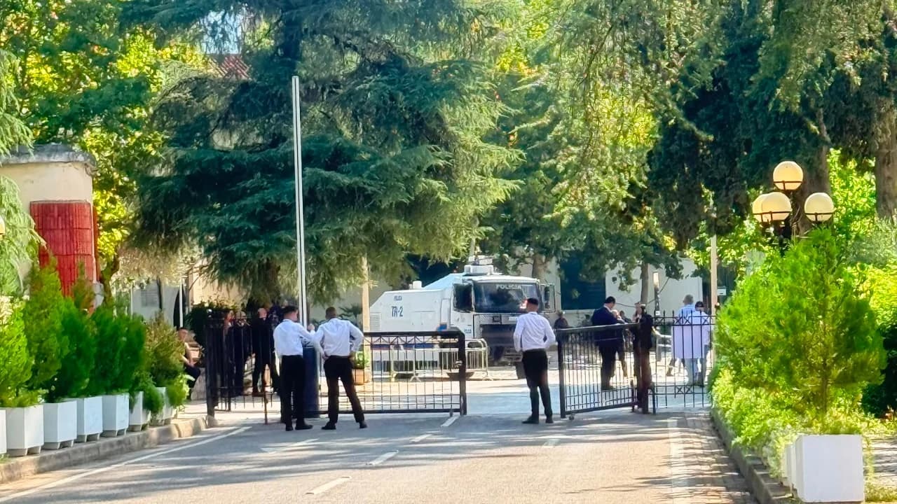 Nga raportet vjetore të institucioneve të drejtësisë te interpelanca me ministrin Karakaçi, çfarë pritet të diskutohet në seancën e sotme plenare