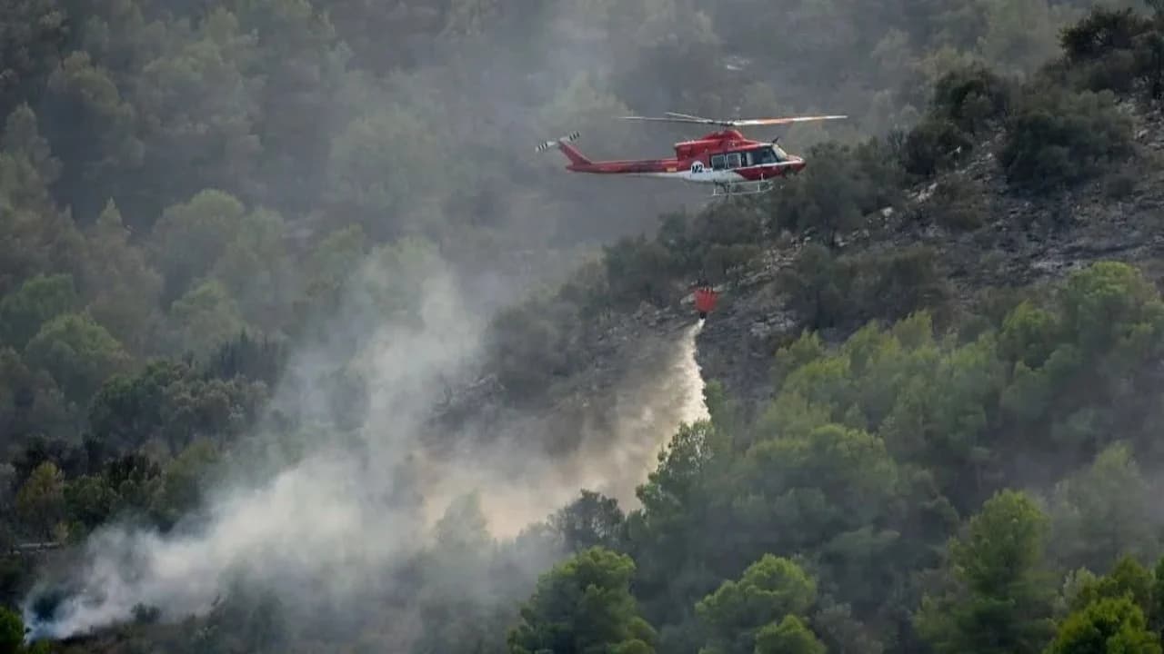 Pse Evropa po digjet këtë verë? Temperaturat ekstreme dhe thatësira po ‘ushqejnë’ zjarret