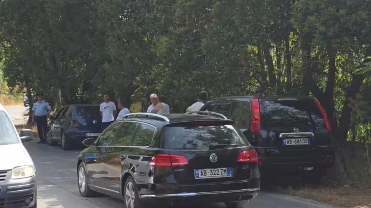 Aksident zinxhir në aksin Fier-Levan, përplasen tre automjete