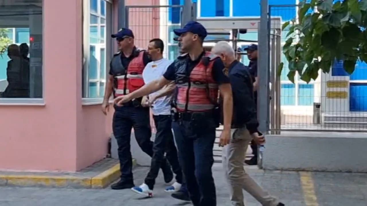I dyshuar për vrasjen e ish-policit Santiago Malko, Ilir Selmani paraqitet në GJKKO nën masa të rrepta sigurie
