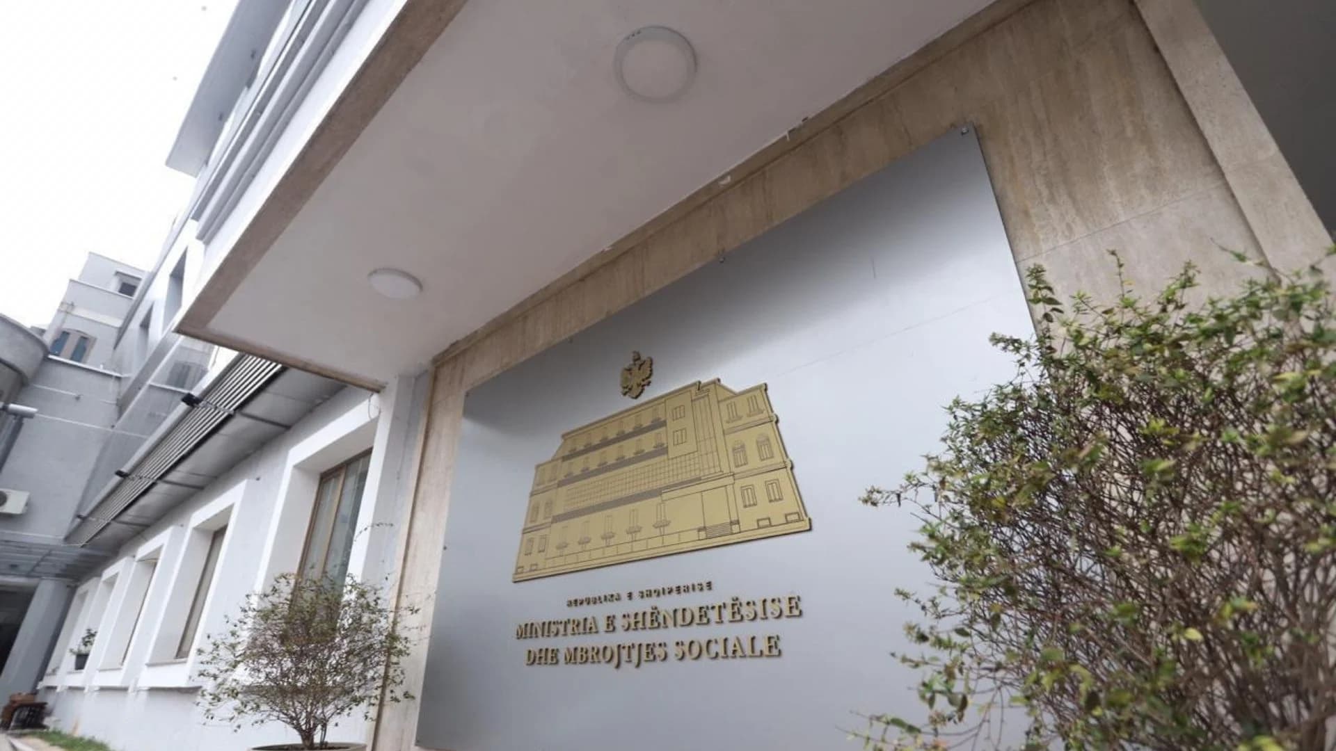 Nëna shtatzënë humbi jetën bashkë me foshnjën, reagon Ministria e Shëndetësisë: Do te verifikohet i gjithë procesi, do merren masa nëse evidentohen parregullsi