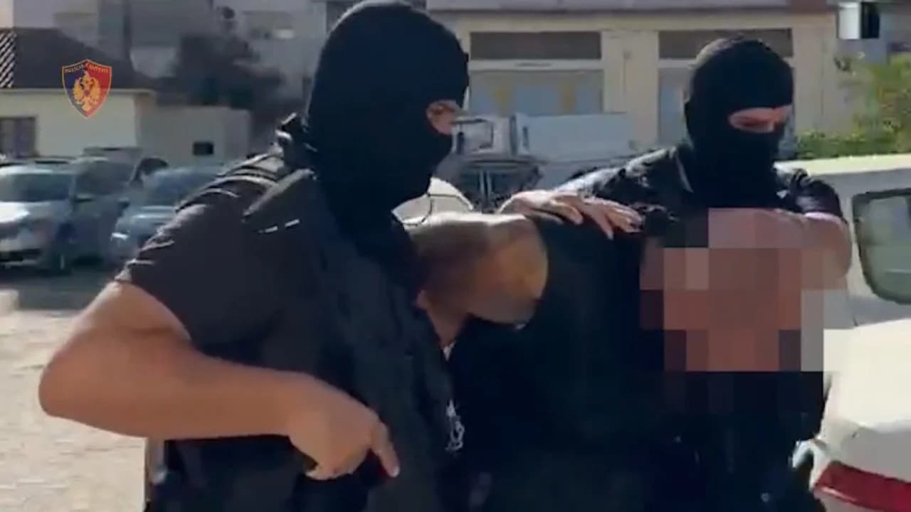 I akuzuar për krime në atdhe dhe trafik droge në Shqipëri, 28-vjeçari norvegjez arrestohet te “Plepat” në Durrës