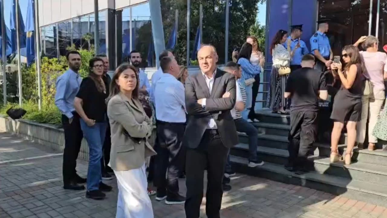 Përplasja për institucionet, PDK del para Qeverisë: Kurti të shkojë në Kuvend