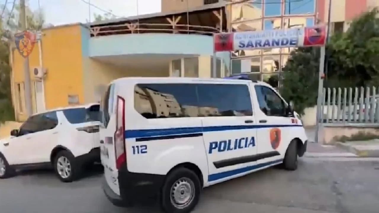 U konfliktua me disa persona, dhunohet shefi i krimeve të Sarandës, Mateo Bakalli. Ka dëmtime në trup dhe në fytyrë