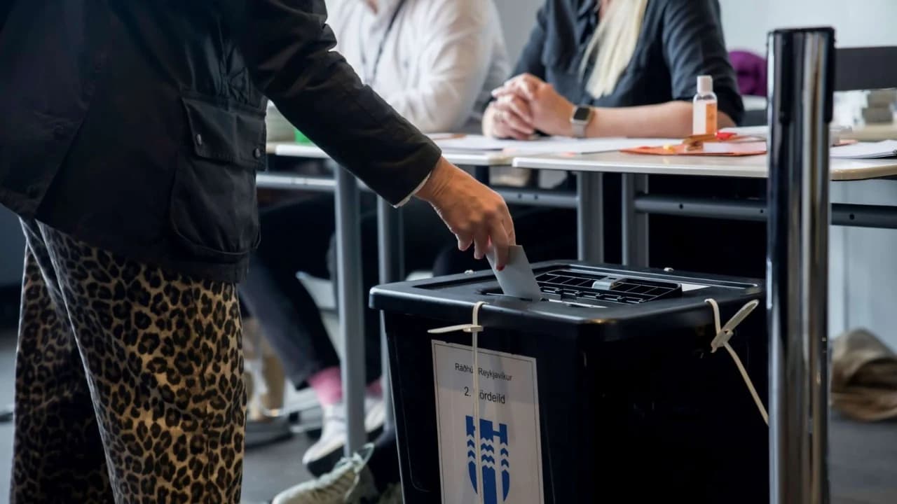 Islanda thotë “jo” për BE-në, hidhet poshtë propozimi për rifillimin e negociatave