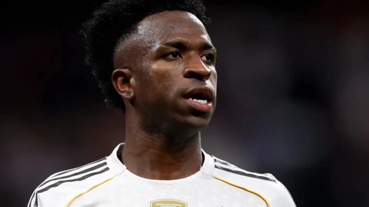 Vinicius drejt largimit nga Reali? Në Angli japin lajmin e bujshëm: Arrihet marrëveshja mes yllit brazilian dhe gjigantit të Premier League