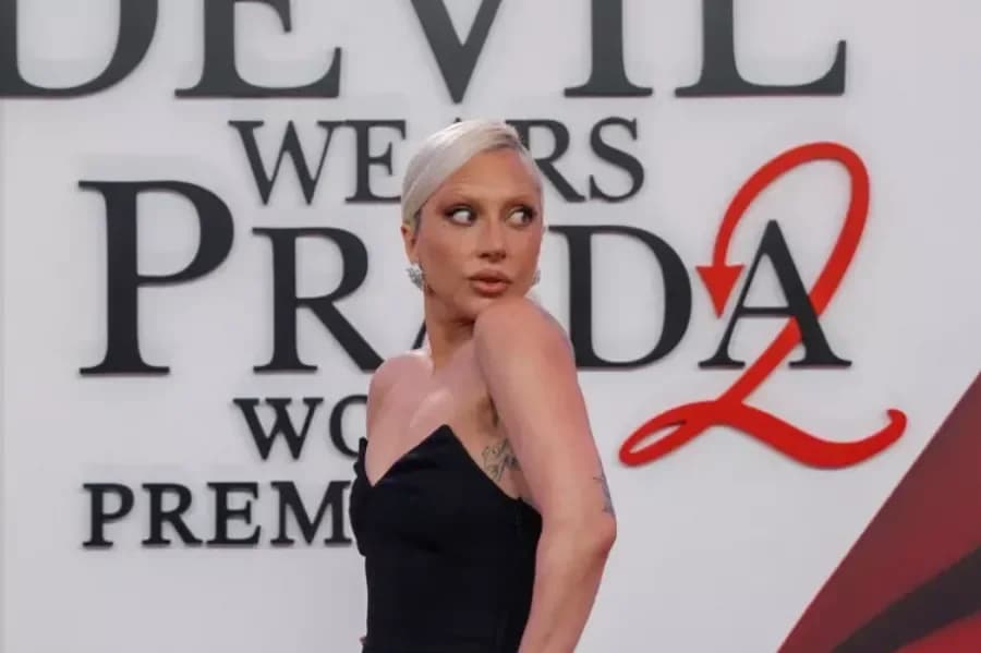 Lady Gaga bëhet nënë për herë të parë!