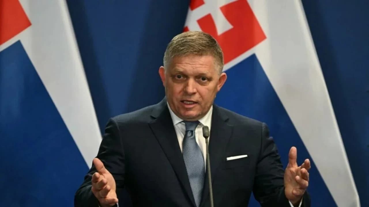 Sllovakia “sulmon” BE, kryeministri Fico: Disa liderë perëndimorë duan patjetër luftë me Rusinë