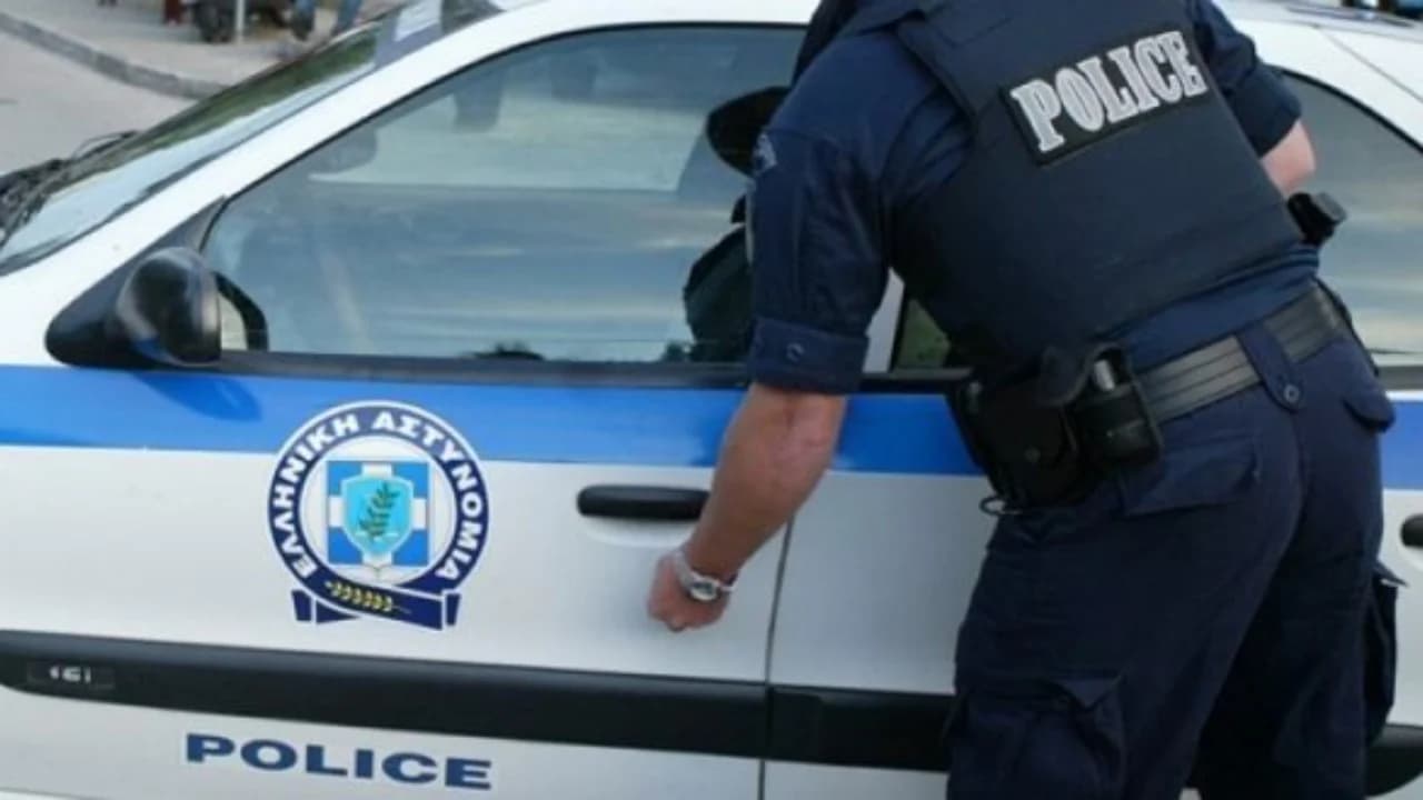 Në kërkim nga Interpol Tirana për vjedhje me armë, arrestohet shqiptari në Greqi