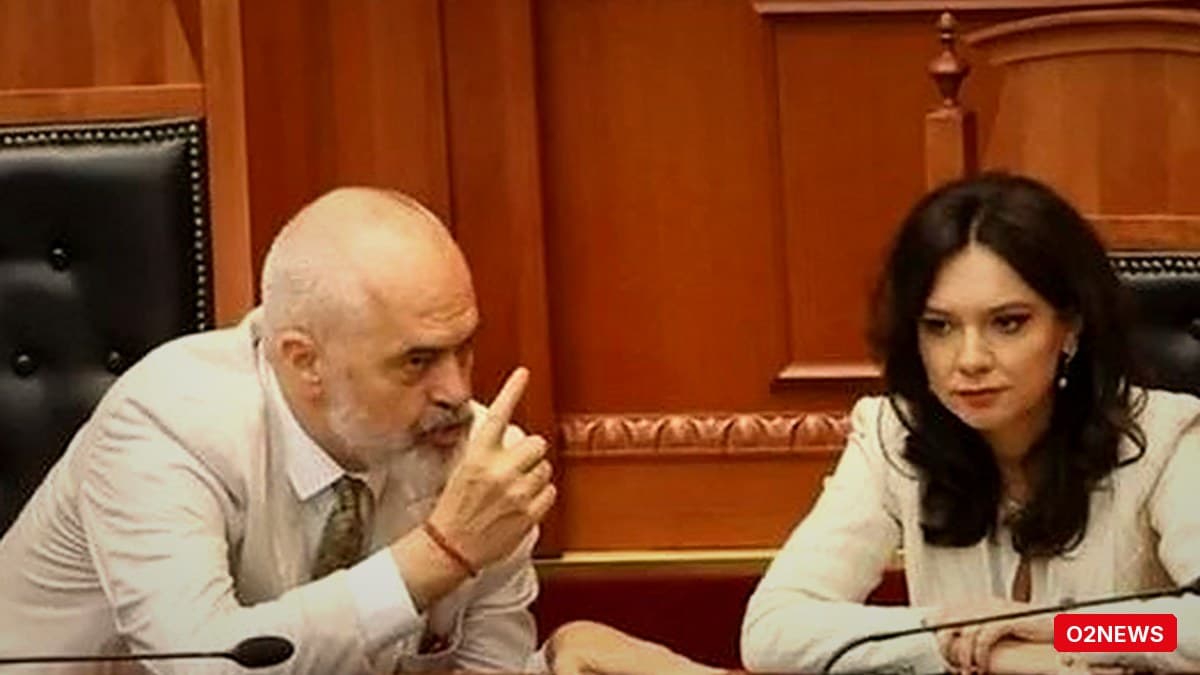 Elisa Spiropali i shkruan Ramës: Përballu me qytetarët dhe ofro zgjidhje politike për protestën